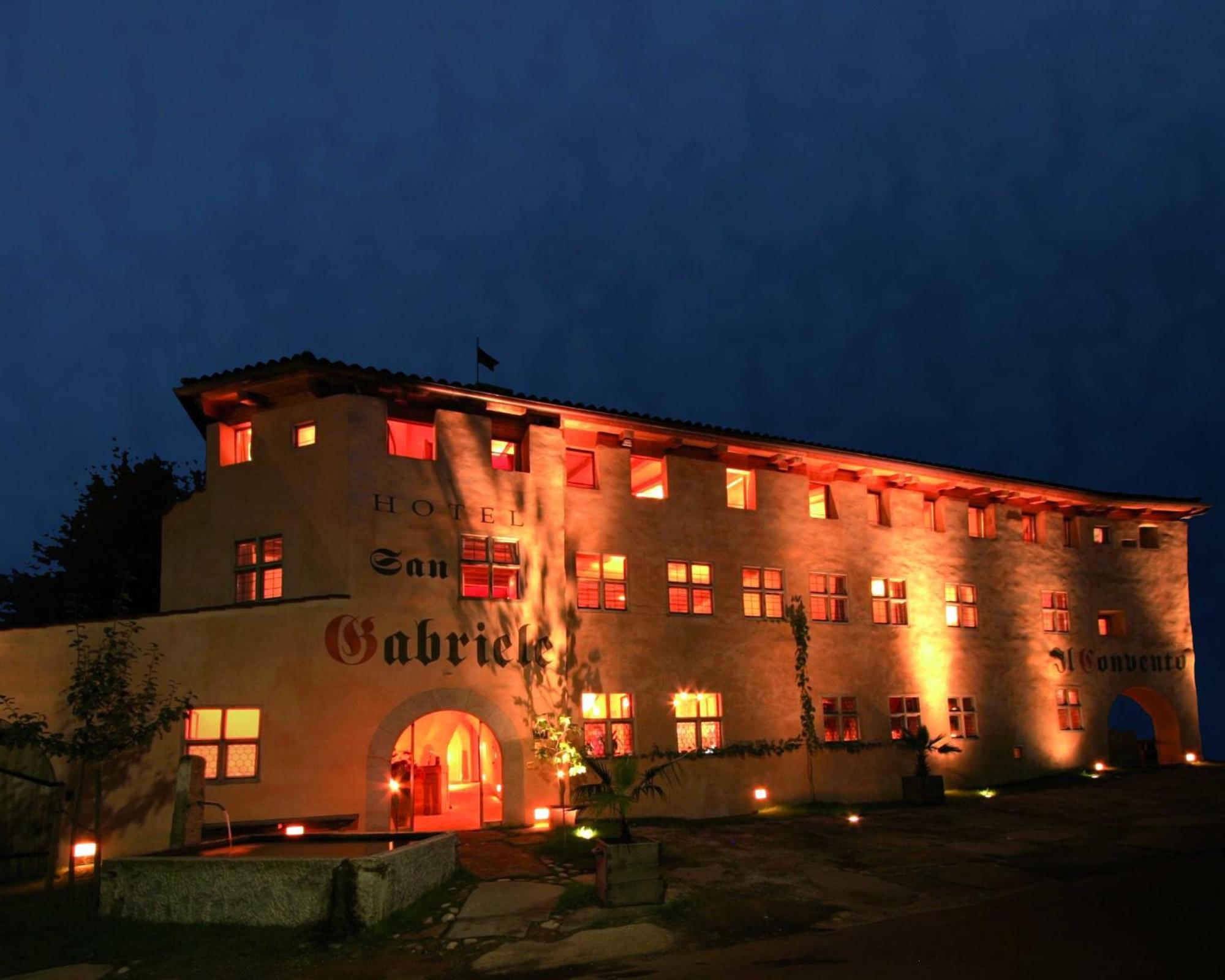 Hotel San Gabriele Rosenheim Bagian luar foto